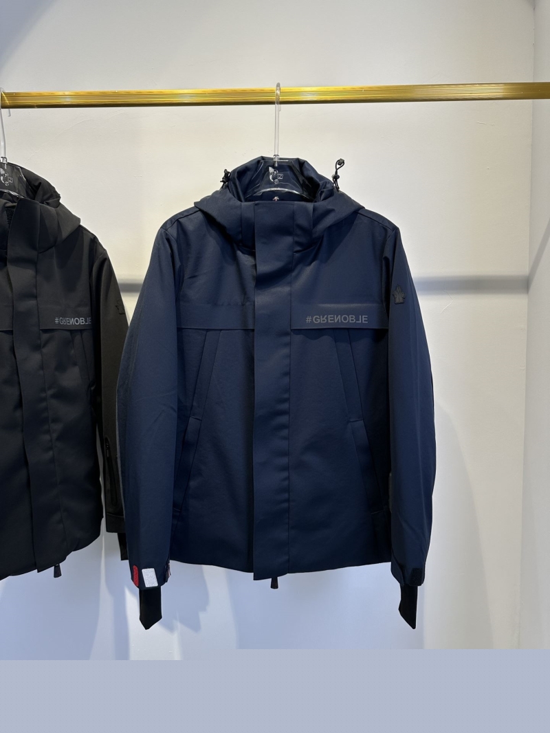 Ba*len*cia*ga down coat